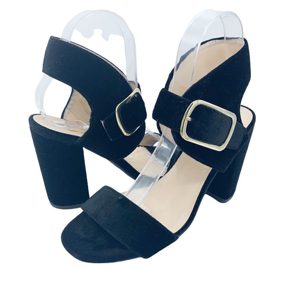 Qupid Women’s Velvet‎ Wide Strap Chunky Heel Sandals in Black Sz 7